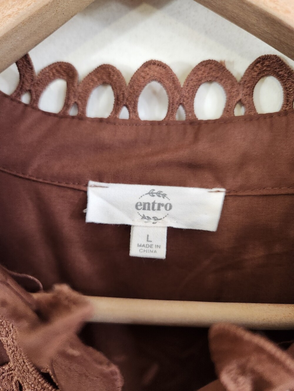 Entro Eyelet Tiered Dress - Picture 7 of 9